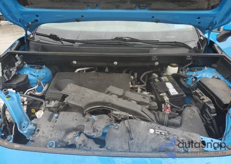 2021 Toyota Rav4 Xle from USA, damaged, VIN 2T3P1RFV2MC142047